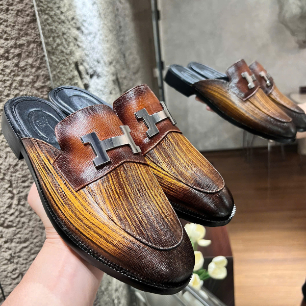 Sục nam da bò nguyên tấm đế Fit gỗ cực đẹp sục da nam 3 màu phối họa tiết chữ H full size 38-43