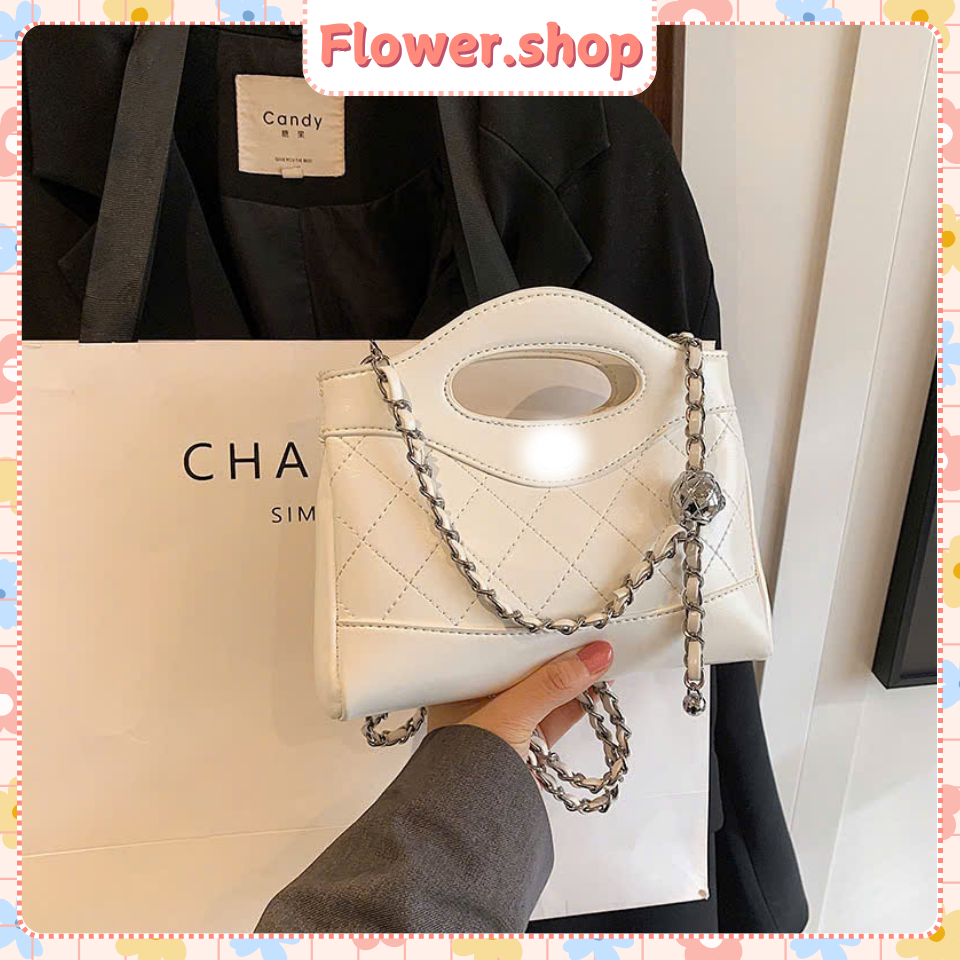 Túi xách nữ cầm tay đeo chéo da mềm trần ô kèm dây đeo quả chuông phong cách sang trọng M50