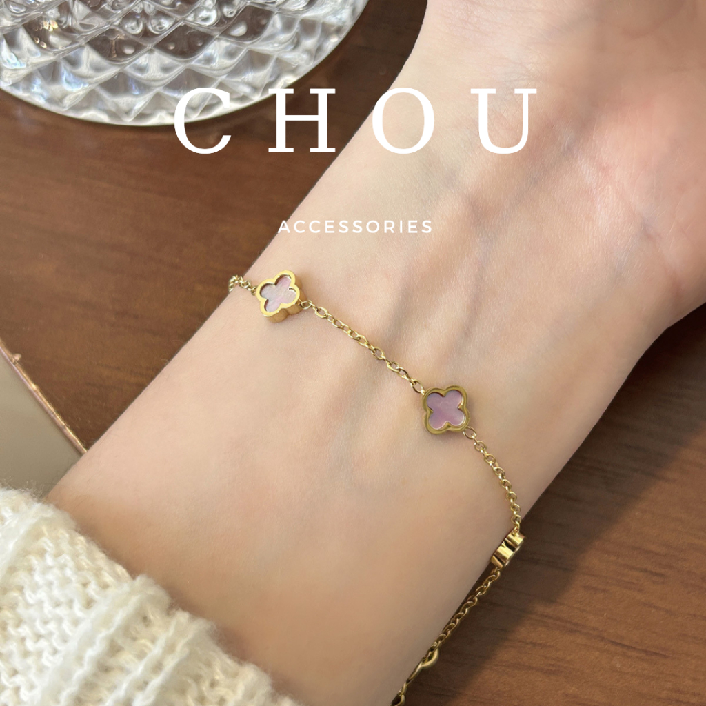 Vòng Tay, Lắc Tay Titan Không Đen Gỉ Cỏ 4 Lá Xà Cừ Hồng | CHOU ACCESSORIES |