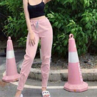 Quần kaki 2 sọc nữ hinh thạt ở cuối