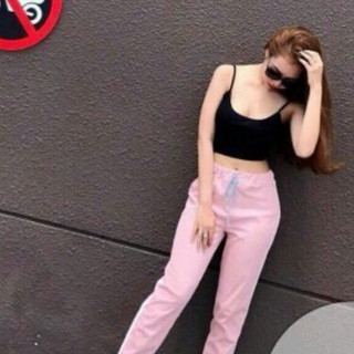Quần kaki 2 sọc nữ hinh thạt ở cuối