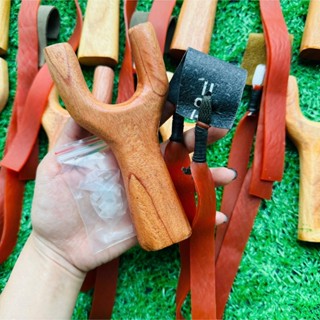 Ná gỗ căm xe cao cấp , ná cao su gỗ tặng kèm 1 dây sỏi dày 2li