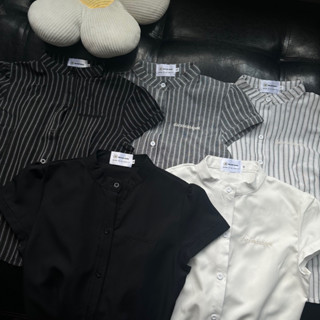 LANIE TOP - Áo Sơ Mi DEROSE Đơn Giản Thêu Chữ Có Dây Thắt Eo Phía Sau