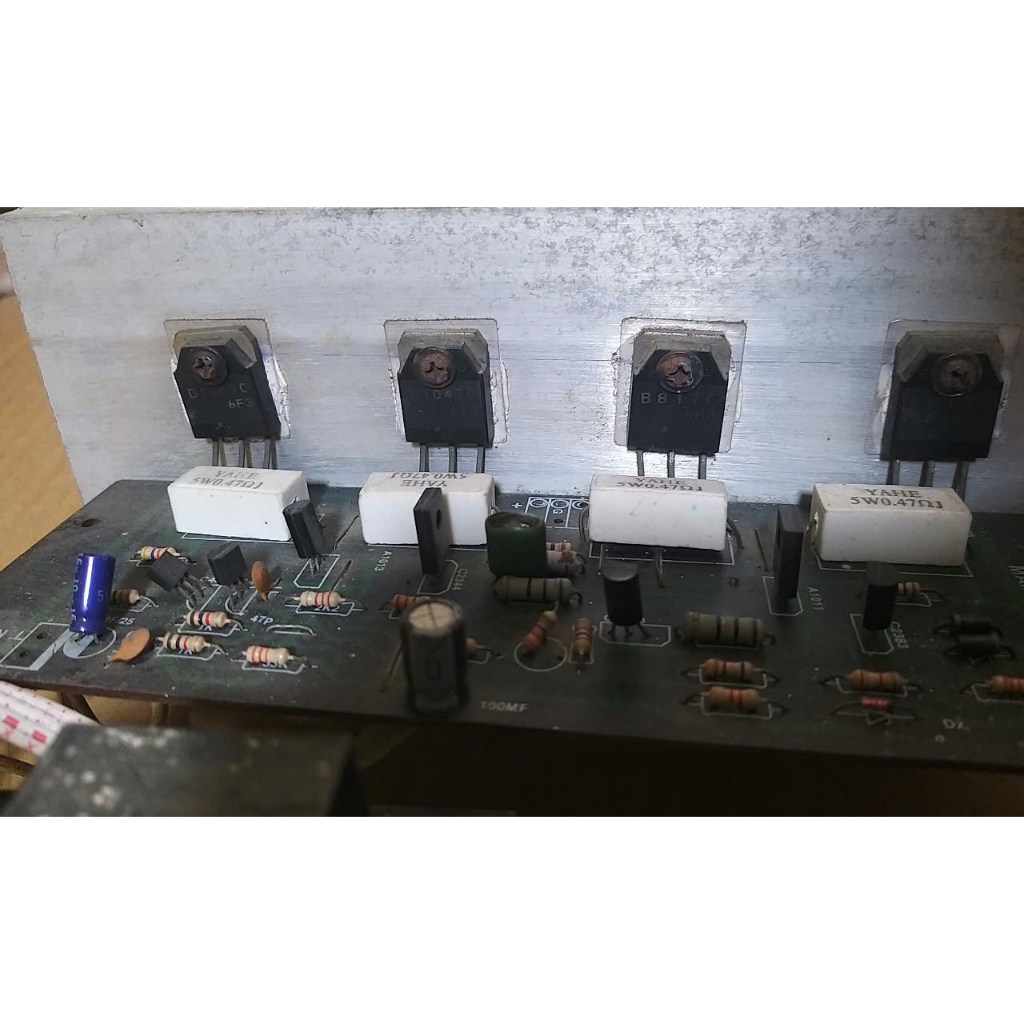 Mạch 8 sò b817 d1047 tháo máy hoạt động tốt