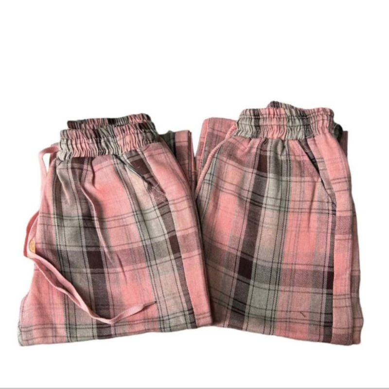 Quần kẻ karo cho bé gái từ 14 - 45kg.