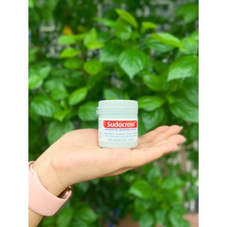 Kem Hăm Sudocrem cho bé sơ sinh