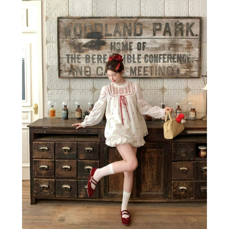 Set Áo Tay Bồng Cột Nơ Phối Quần Bí TIBU Set Đồ Nữ Dễ Thương Hoa Nhí Đỏ Trắng Đi Chơi Biển Phố B429 | BigBuy360 - bigbuy360.vn