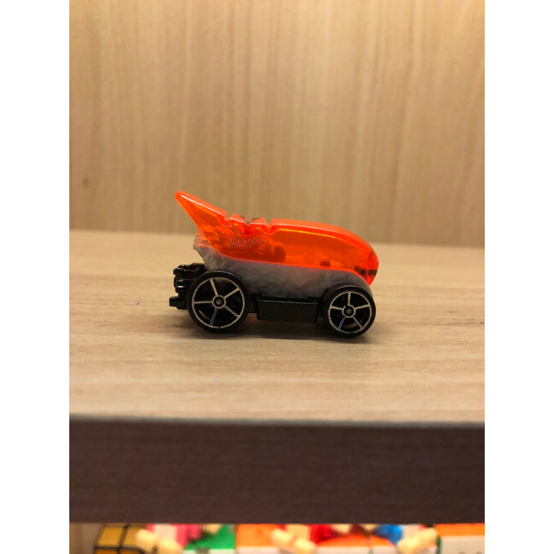 Xe mô hình Hot Wheels Shushi
