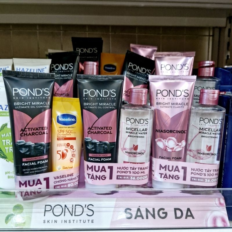 Sữa rửa mặt Pond's