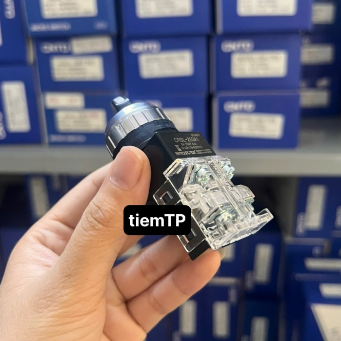 Công tắc xoay 3 vị trí Hanyoung CRSL-253A1 25mm tự giữ