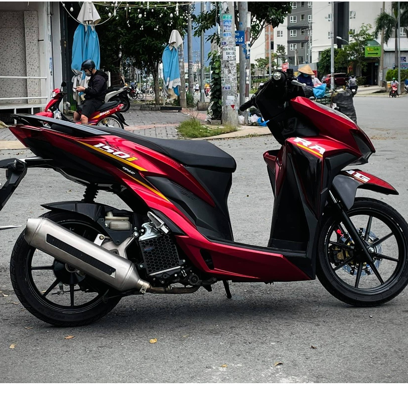 Tem Vario 150 đỏ Mẫu Chữ Racing trắng đen chỉ vàng HOT 2025