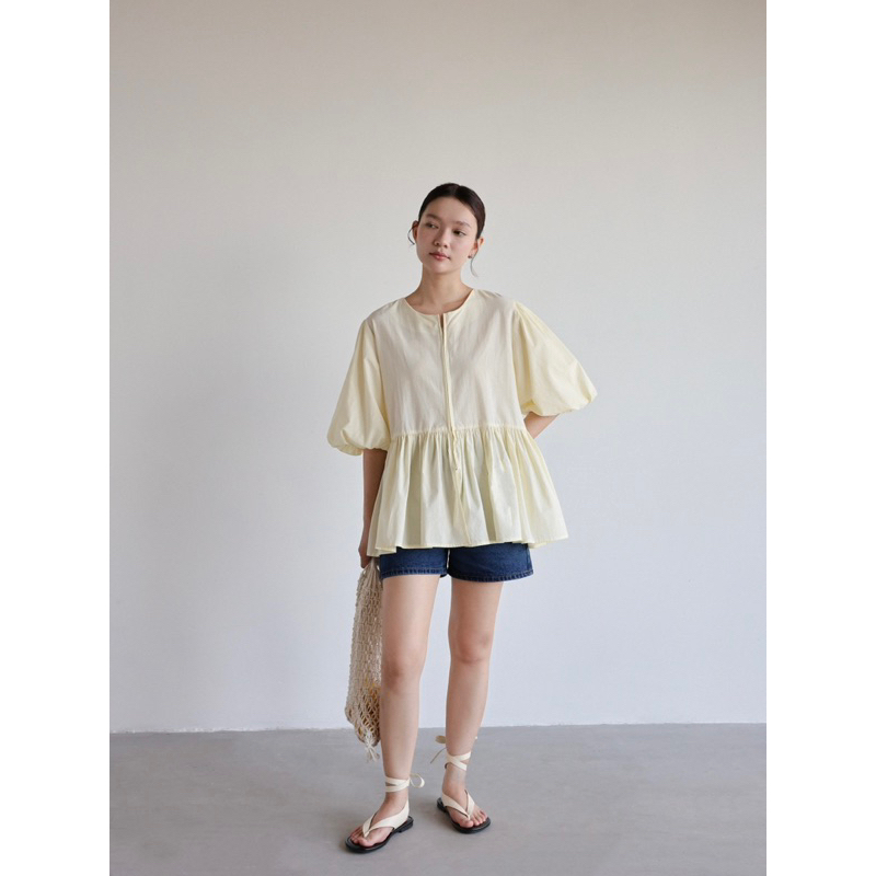 Áo babydoll tay lỡ phồng thô hàn | 𝐒𝐎𝐌𝐒 | 𝐎𝐫𝐫𝐞́ 𝐓𝐨𝐩 | BigBuy360 - bigbuy360.vn