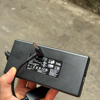 Sạc laptop Asus 20V 6A
