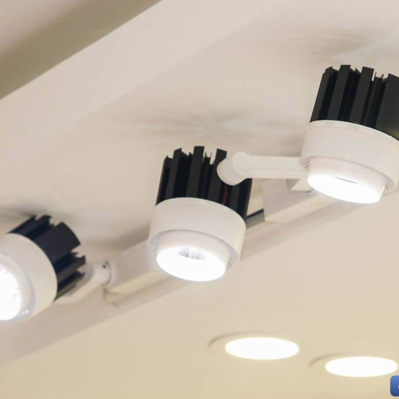 Bóng đèn rọi công suất 20w