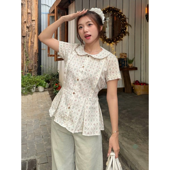 Áo kiểu babydoll CAILY cổ sen họa tiết hoa nhí phối dây buộc eo xếp li tôn dáng