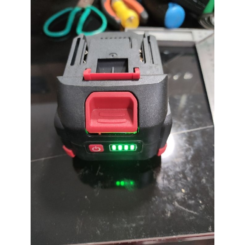 Makita chân phổ thông 10 cell eve 25p