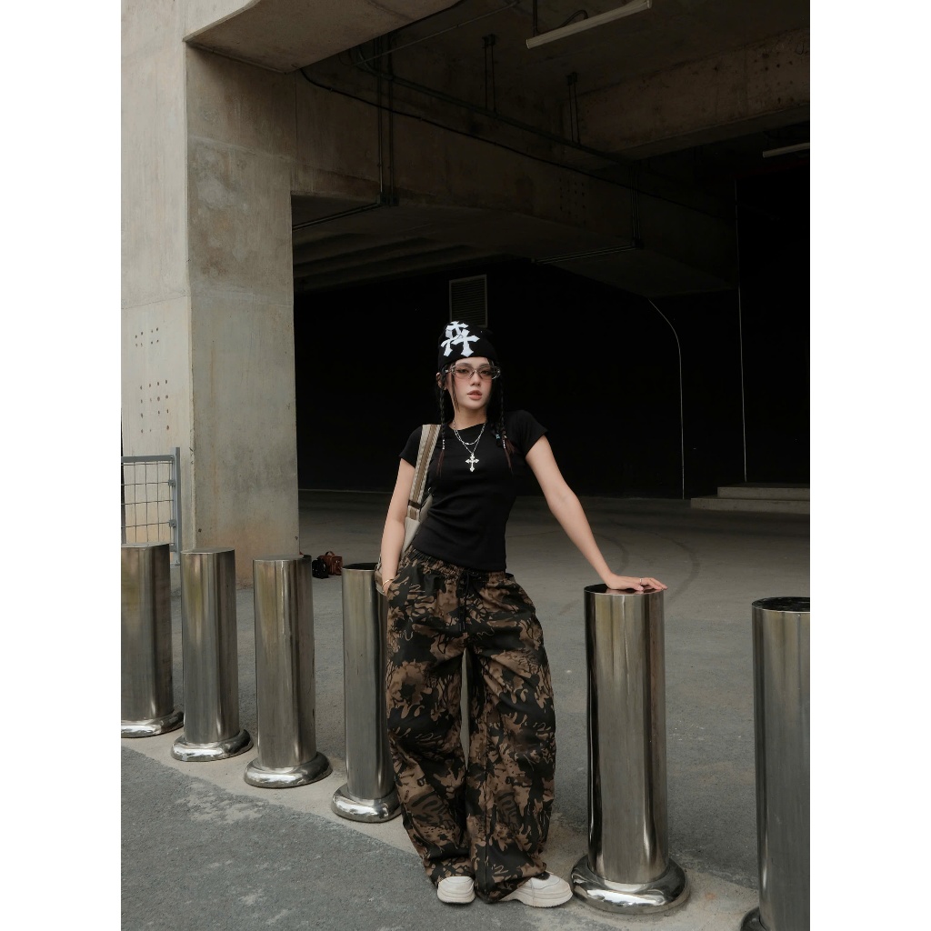 (ĐEN STUDIO) QUẦN KAKI FORM RỘNG HỌA TIẾT BEO + CAMO ĐEN STU ( Q9 ) | BigBuy360 - bigbuy360.vn