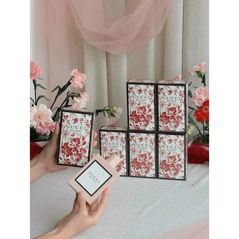 gucci bloom hồng