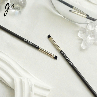 Cọ vẽ mày SYNTHETIC ANGLED BROW BRUSH M 208