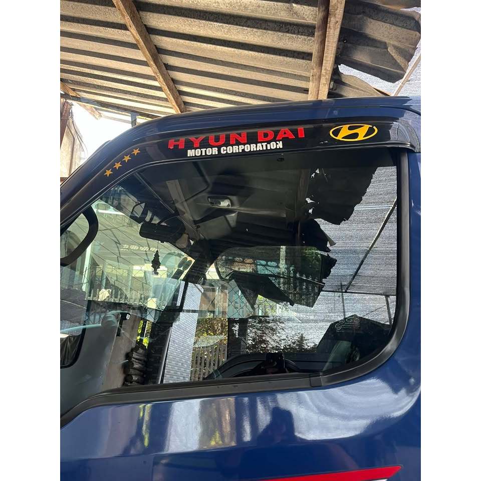 cặp vè che mưa huyndai hd65 72 88 99 110 110sl n250 n250sl lắp chung