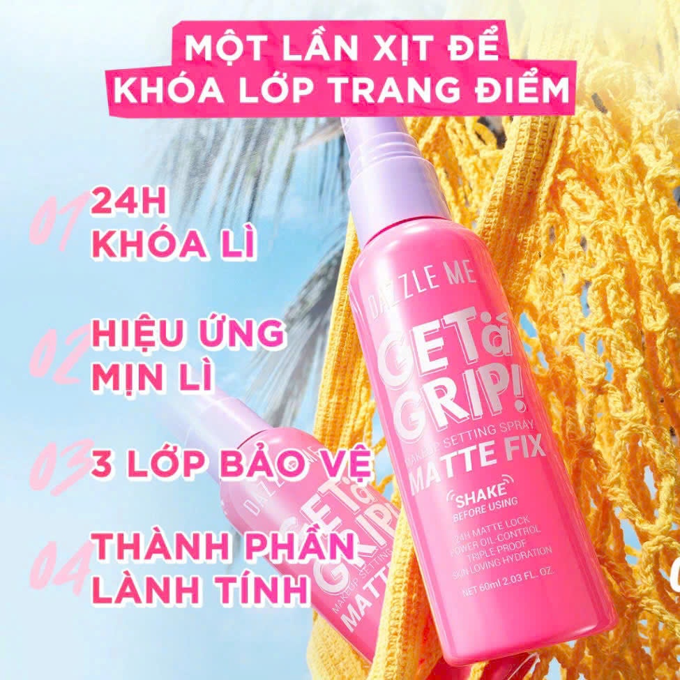 Xịt khoá makeup Lâu Trôi Kiềm Dầu Dazzle Me 60ml