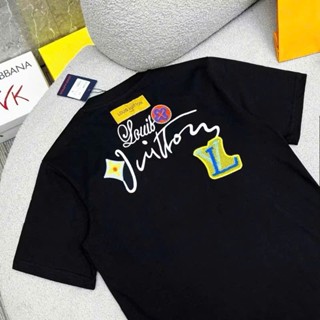  Áo Thun Nam Nữ LV 02 Thêu Hoa Phong Cách Luxxury Trendinh Form Unisex  Chất cotton 2 chiều form Unisex 