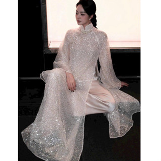 Áo dài với chất liệu lưới kim sa thiết kế đơn điêu sang trong