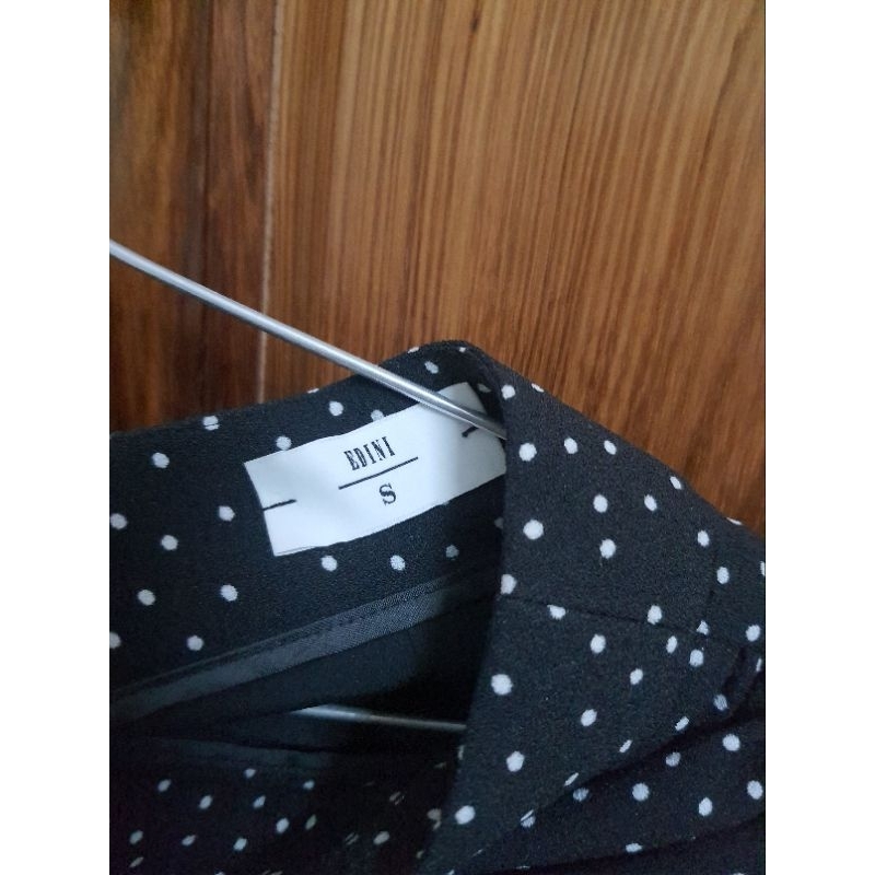 Edini - Pass thanh lý mới (mặc 1l) chân váy size S họa tiết chấm bi dưới 52kg