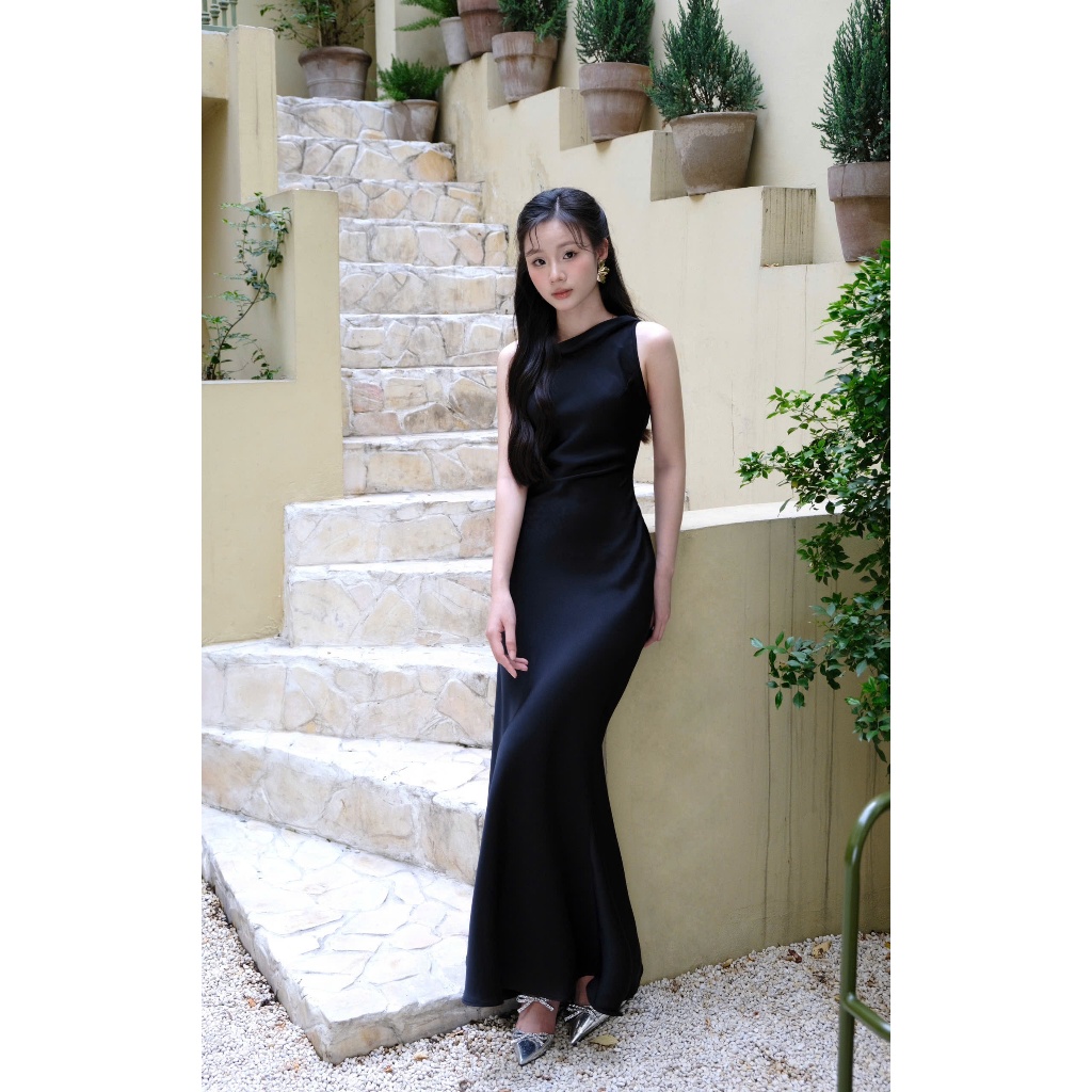 Váy Lụa Hàng Châu Dáng Đuôi Cá Cổ Tay Đổ Kèm Khăn, Mềm Mại Thoáng Mát - Mio Lady | BigBuy360 - bigbuy360.vn