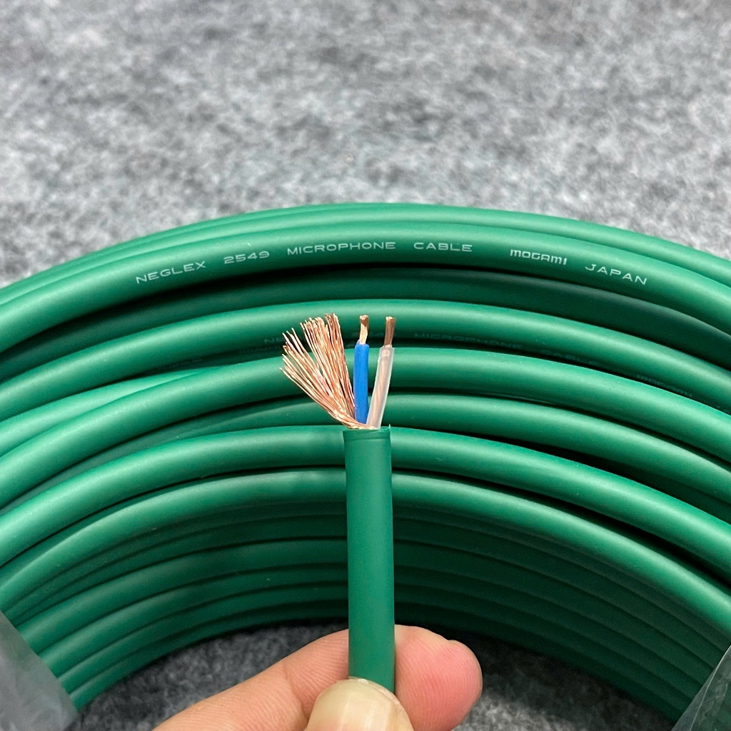 Dây Tín Hiệu Mogami 2549 Màu Xanh Lá Made in Japan, Bán Theo Mét.