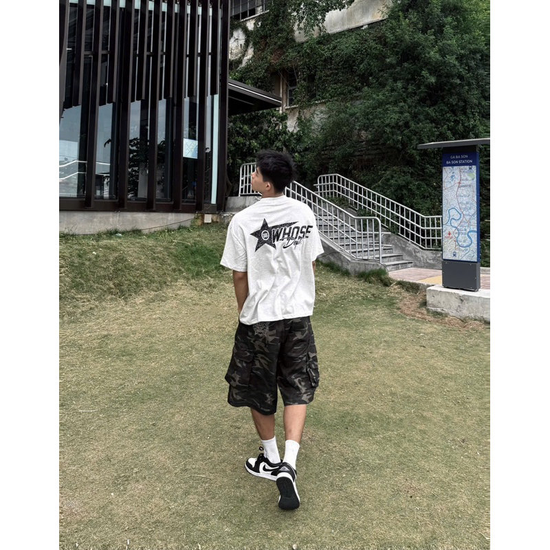STARLIGHT TSHIRT  - Áo thun ngôi in lụa kèm thêu Whose Studio | BigBuy360 - bigbuy360.vn
