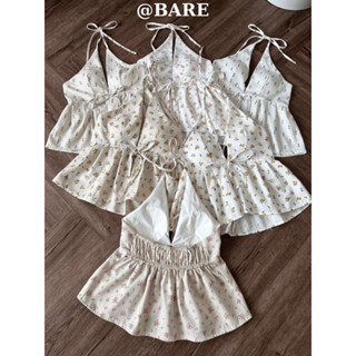 BARE_Áo Yếm Nữ Hở Lưng Hoa Nhí Cột Dây Sẵn Đệm Mút Chất Linen_A504