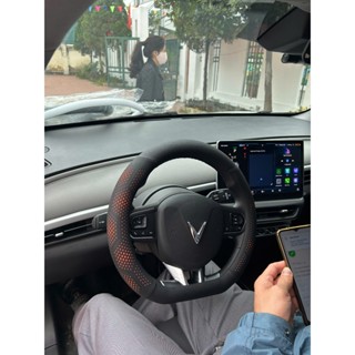  Bọc vô lăng da Nappa loại Dcut xe điện Vinfast VF3 VF5 VFE34,VF6 VF7 VF8 VF9 Kia Seltos Sonet Caren MG XL7 
