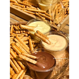  500G Bánh Quy Đũa Mặn Bơ Sữa Bánh Quy Que Tăm Bánh Quy Que Chấm Sữa 