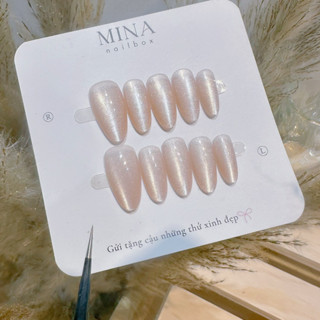 Nail box thiết kế mắt mèo ánh trăng, móng úp màu thạch nâu M011