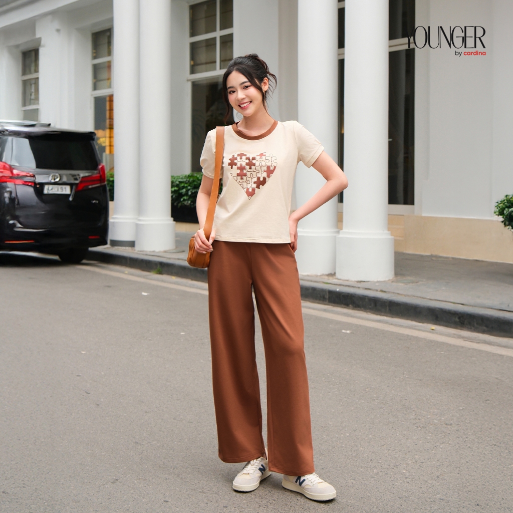 Đồ bộ nữ YOUNGER BY CARDINA áo phông phối cổ quần suông 5YSQR06