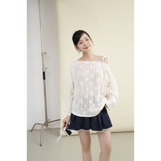 Dóra the label - Áo len dệt trễ vai trái tim xốp Hearteu top