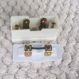 Cầu chì điện Vita 10A 220V, nhựa cao cấp, chống cháy, gắn táp lô (Bảo hành đổi mới)