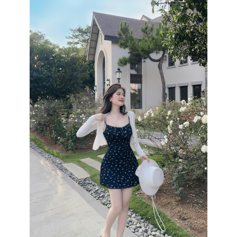 Sét Váy Hoa Nhí Màu Đen 2 Món Gồm Váy 2 Dây + Áo Khoác Ngoài | BigBuy360 - bigbuy360.vn