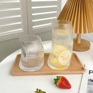  Ly thuỷ tinh sọc dáng cong dung tích 350ml và 550ml phù hợp decor pha chế đồ uống,... 
