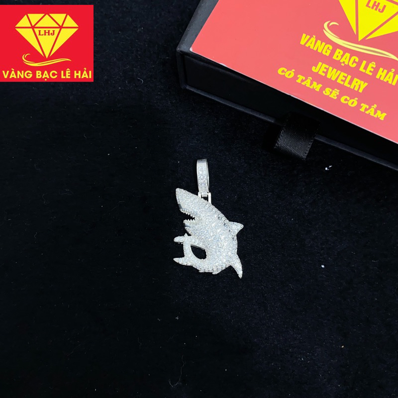 mặt dây chuyền bạc nam chất liệu bạc S925 vangbaclehai ( trọng lượng 2 chỉ) vàng bạc lê hải