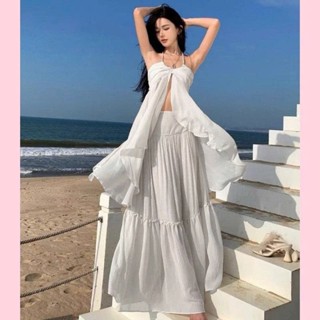 M964 - Set áo yếm hở lưng xẻ tà phối chân váy dài tầng xòe quyến rũ đi chơi đi biển