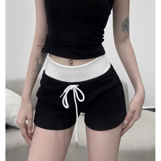 Quần Short nữ ôm body Vải tăm lạnh tôn dáng  YUMI