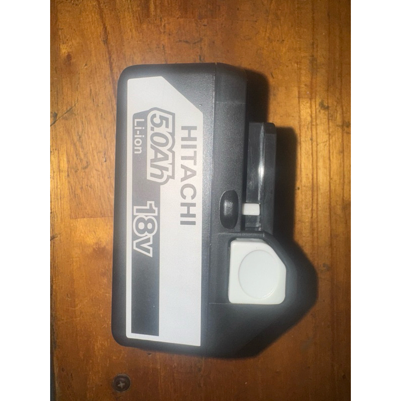 Pin Hitachi 18v 5ah cổng sạc Hãng