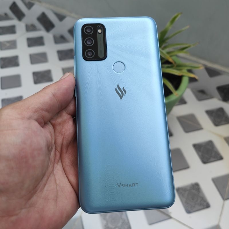 Điện thoại Vsmart Star 5 V352a 4/64gb Xanh nhạt