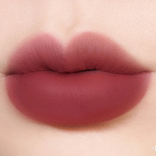 Son Charlotte Tilbury limited 2022