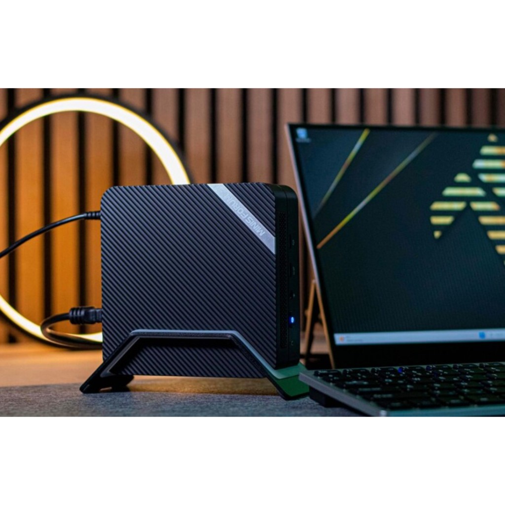 Mini PC Minisforum UM560 XT AMD Ryzen 5 5600H DDR4 - SSD M.2 Hiệu Năng Cao Cho Công Việc | BigBuy360 - bigbuy360.vn