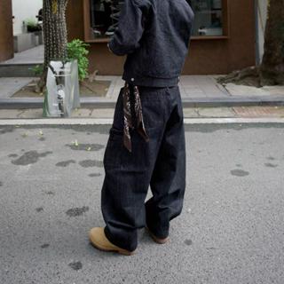 Quần dài jean ống rộng dáng phồng chất liệu raw denim đen cát THEM Studio, quần jean unisex form rộng basic street style