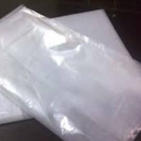  Túi nylon trắng trong loại to kích thước rộng dùng đựng hàng hóa 