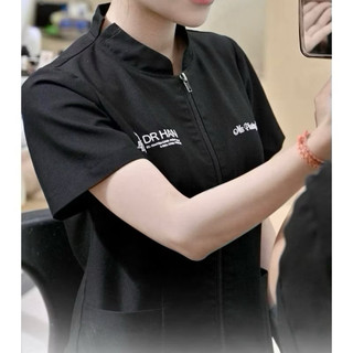 Bộ đồng phục kéo khoá, cúc lệch cho spa, phun xăm nhà hàng chất cotton lạnh hàn cao cấp
